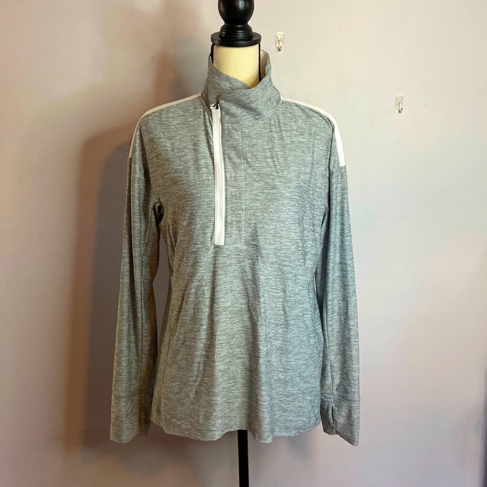 Under ARMOUR Lightweight asymmetrical zip up pullover sweatshirt M